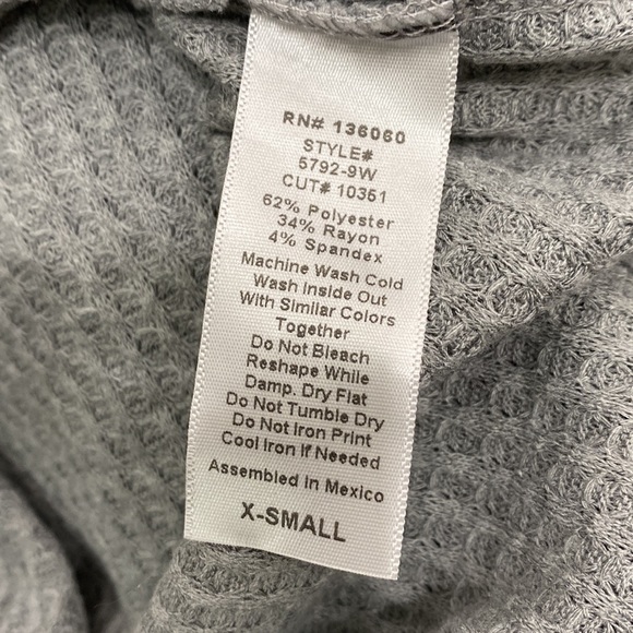 Urban Outfitters Project Social T - Waffle Long Sleve - XS - Picture 5 of 5